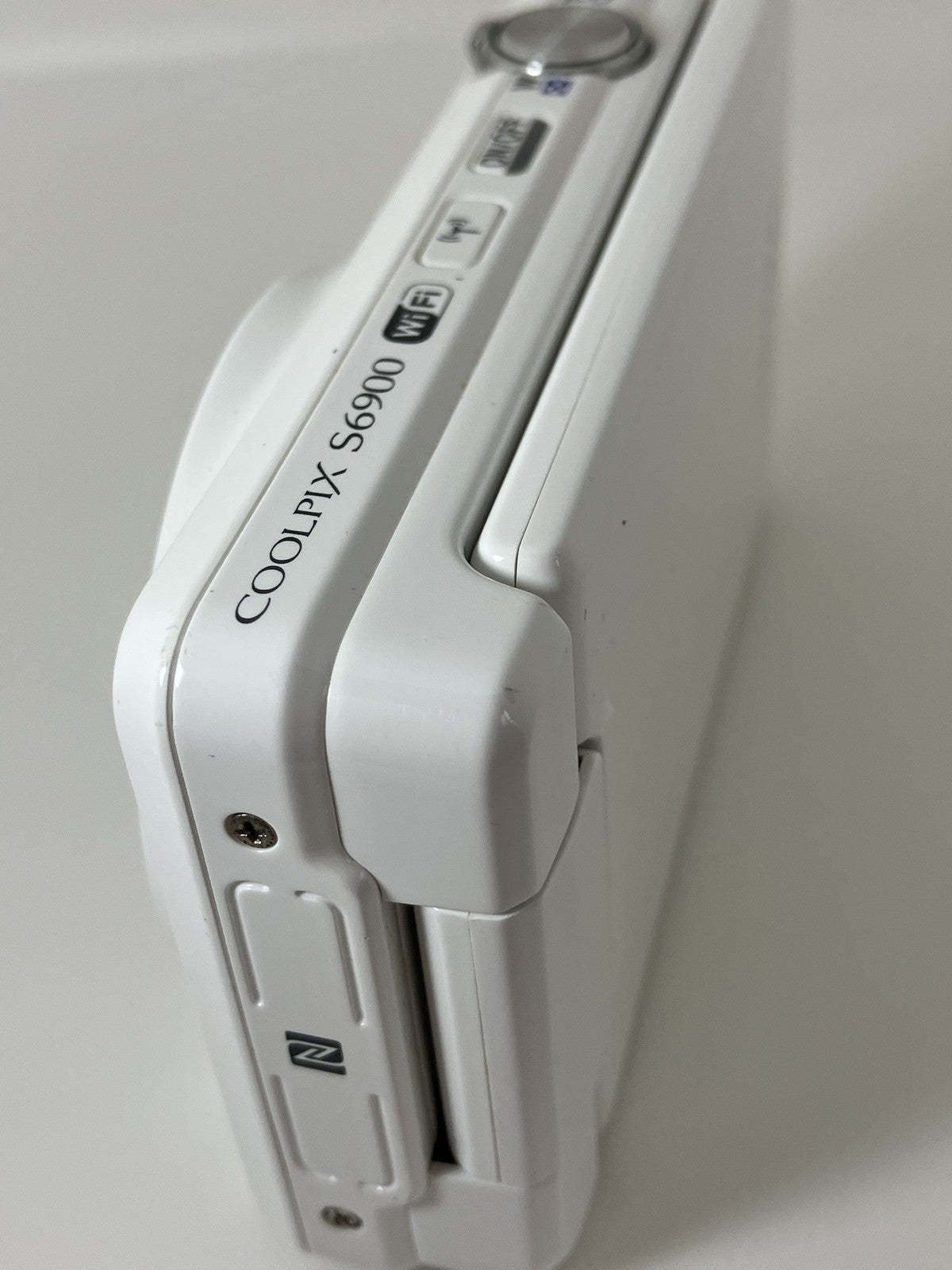 Nikon COOLPIX S6900 Digital Camera Optical Zoom TESTED WORKS SN21004306 JAPAN