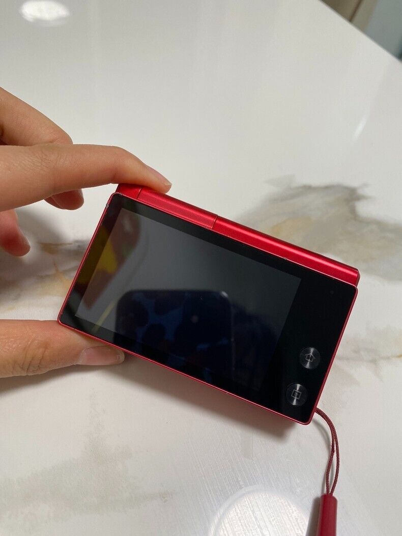 RED Samsung MV800 Digital Camera Flip-out Vlog 5X Optical Zoom 16.1MP 90% New