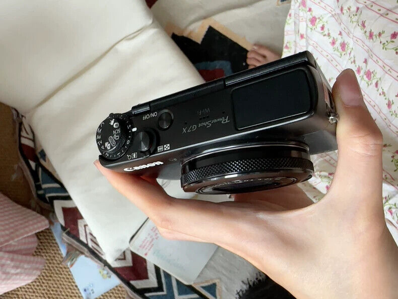 PowerShot G7X Digital Camera 20.3 MP 4.2X Optical Zoom W/SD Card - 90% New
