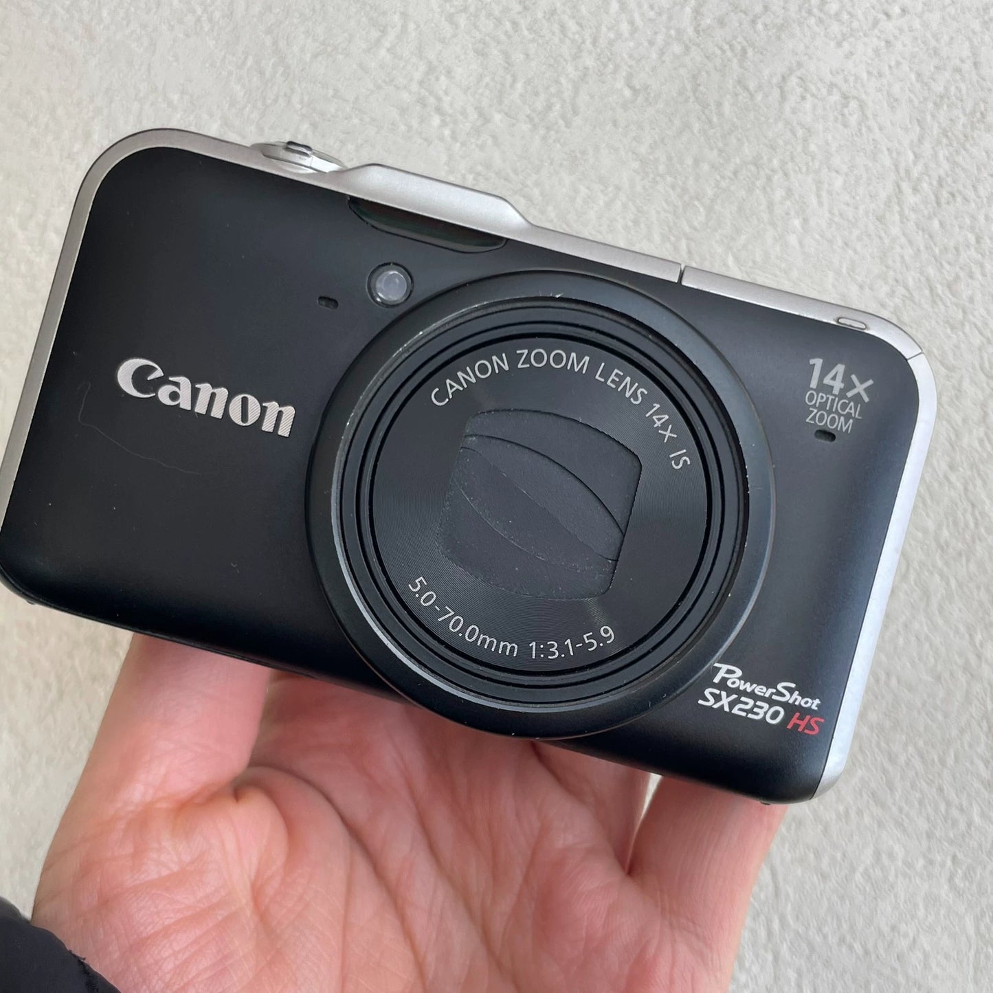 Canon PowerShot SX230 HS 12.1 MP 14x Zoom Digital Camera Black Used