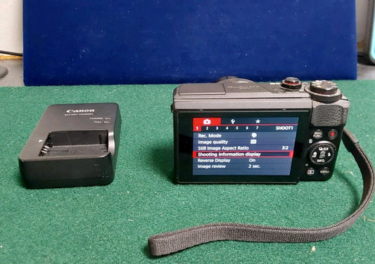 Excellent Canon PowerShot G7 X Mark II 20.1MP Compact Camera - Black w/Charger