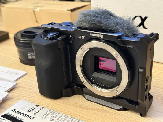 Sony Alpha ZV-E10 Youtube Vlog Camera + 16-50mm Zoom kit lens + Accessories