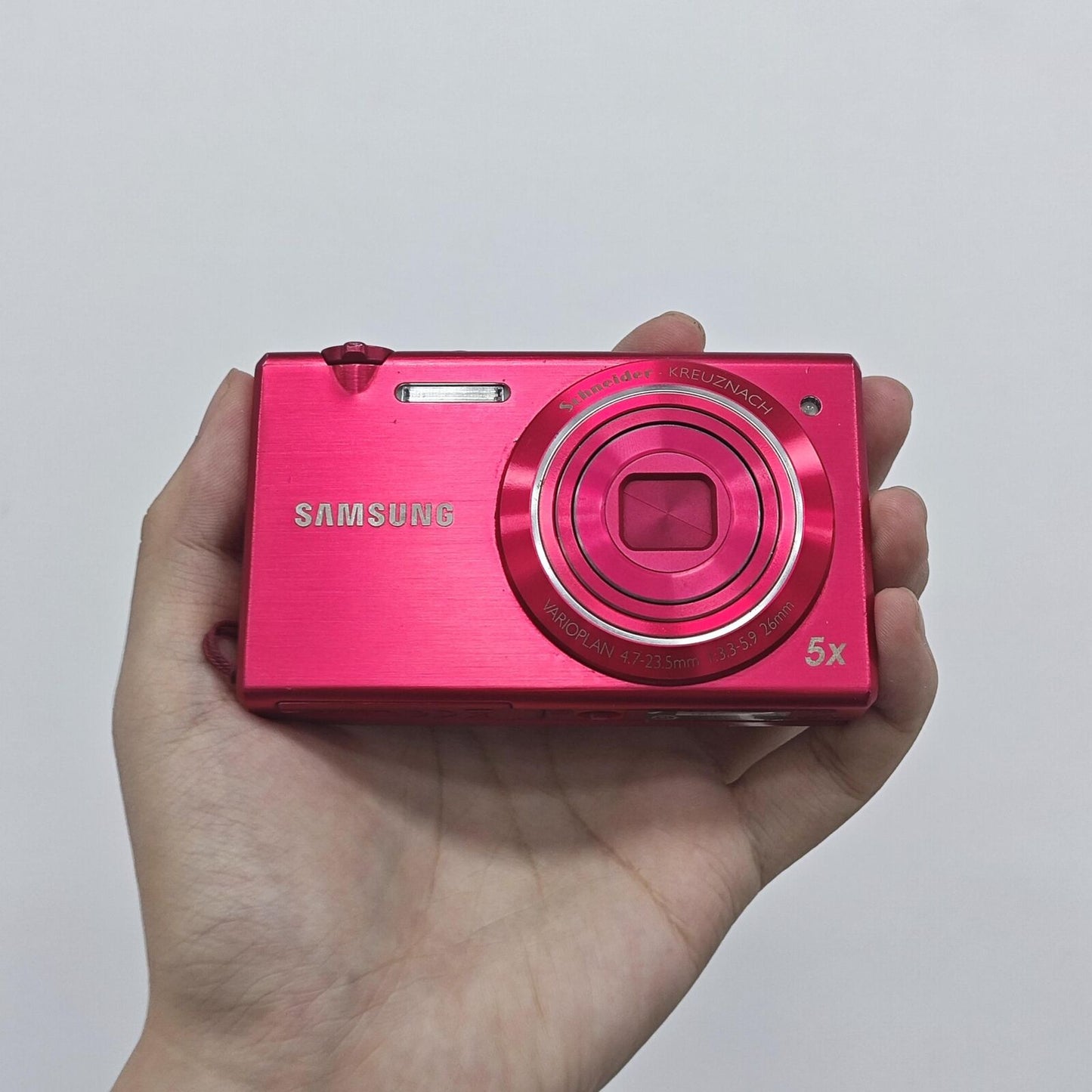 Samsung MV800 16.1MP Digital Camera Flip-out Touch Screen Vlog 5x Zoom -90% New